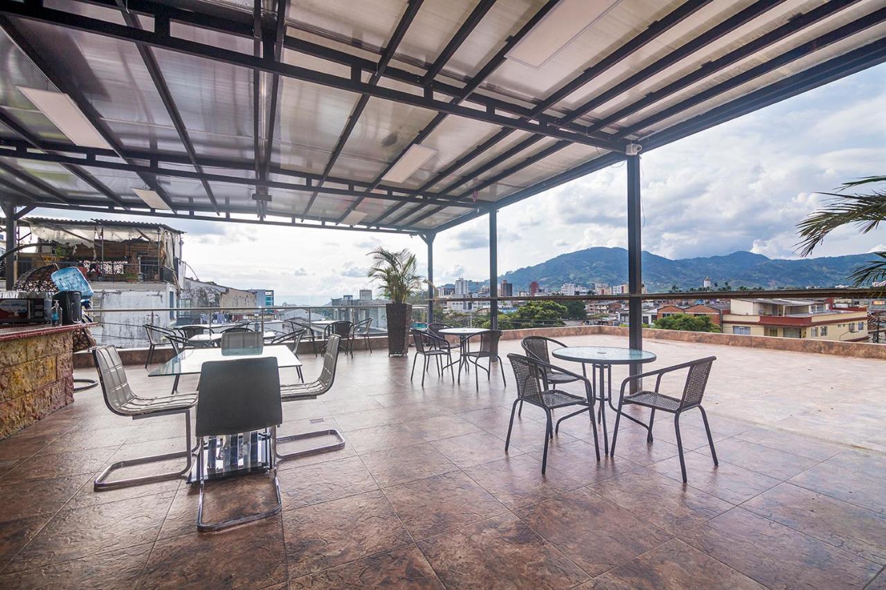 Bayit Tov Circunvalar Hotel Pereira Exterior photo